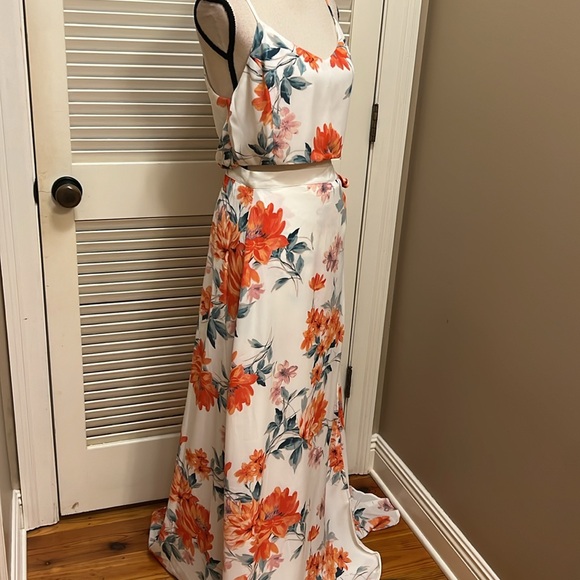 Lulus Bloom With a View White Floral Print Two-Piece Maxi Dress in White Floral - Picture 10 of 17